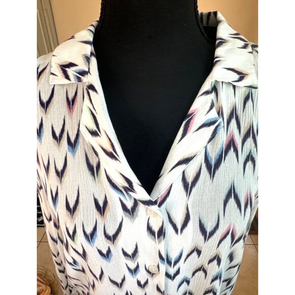 NWT FDJ Dolman Long Sleeve Crepe Aztec Print Viscose Button Shirt S Office Top - Picture 8 of 13